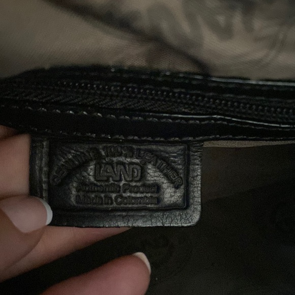 SOLD EB. LAND Santa Fe Genuine Leather Bag Black - Picture 8 of 9